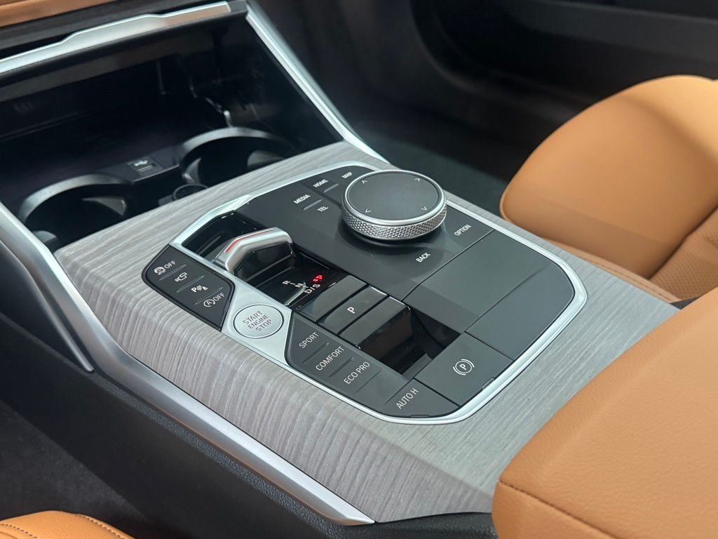 New 2026 Black Sapphire Metallic BMW 330i xDrive image 12
