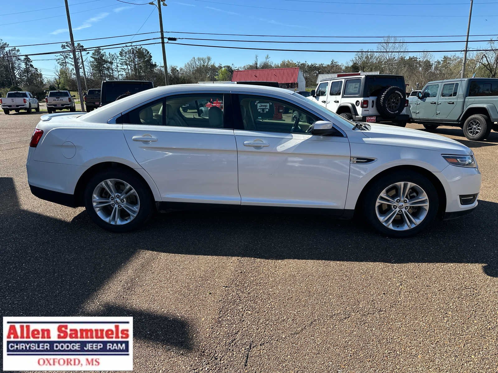 Used 2015 Ford Taurus SEL with VIN 1FAHP2E89FG199080 for sale in Oxford, MS