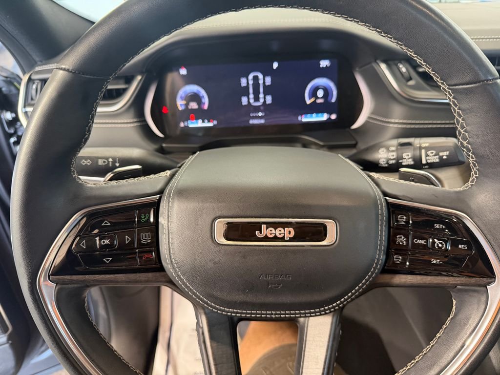 Used 2022 Gray Jeep Overland image 16