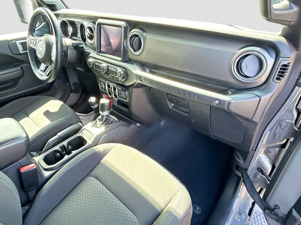 Used 2022 Gray Jeep Unlimited Rubicon 4xe image 34