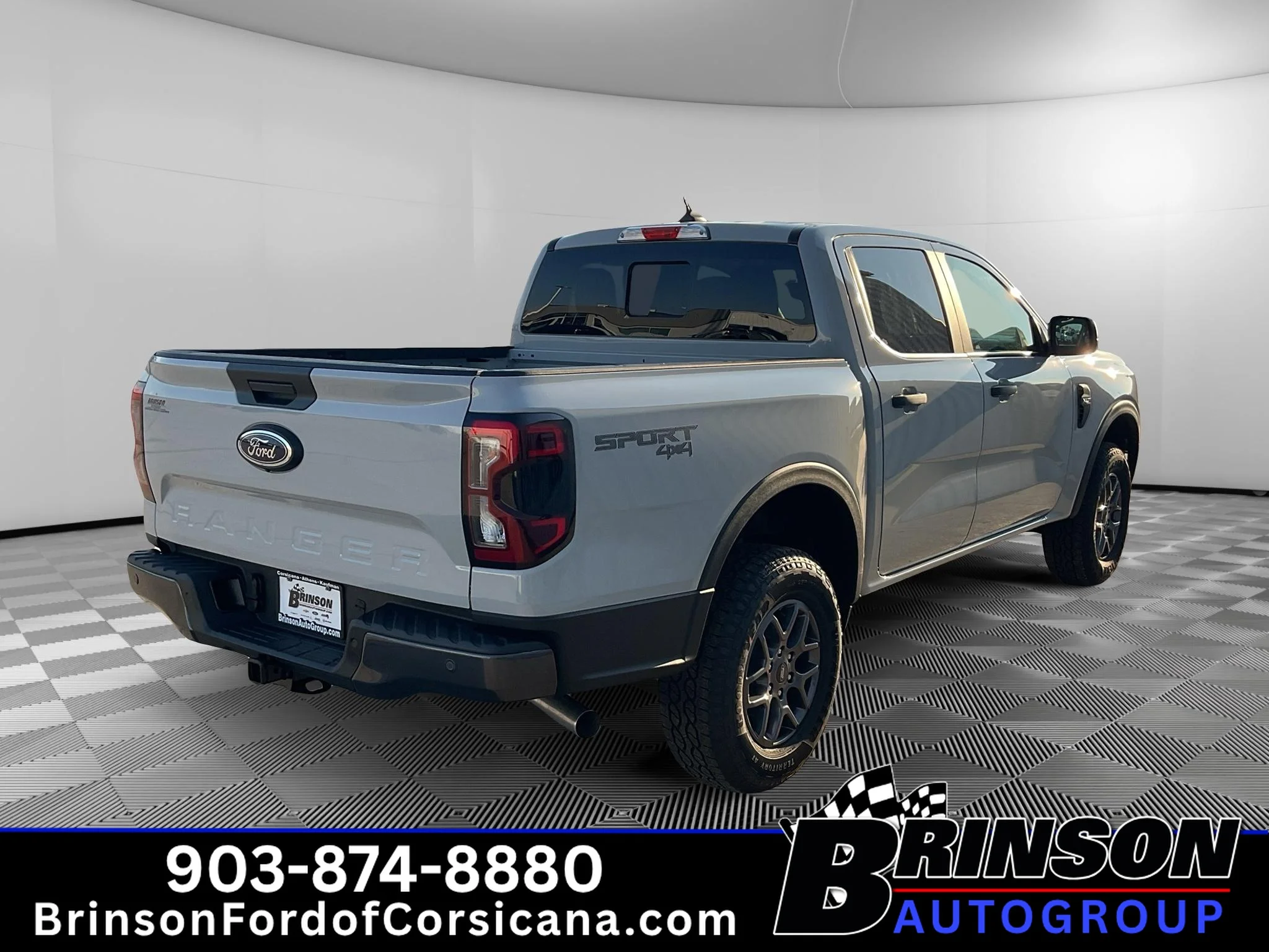 New 2026 Avalanche Ford XLT image 5