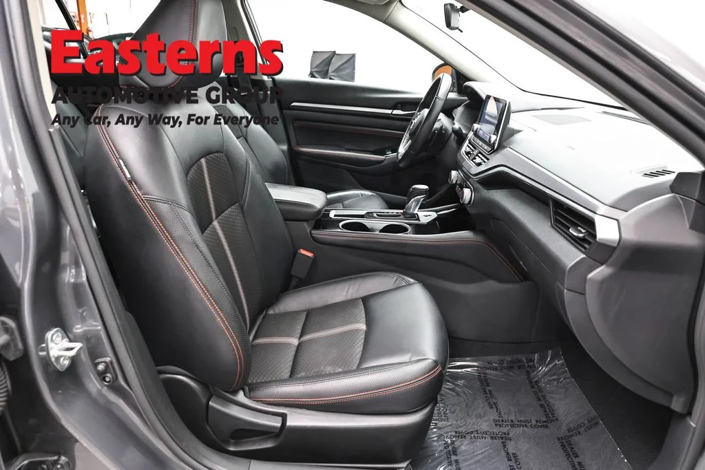 Used 2023 Gray Nissan 2.5 SR image 24