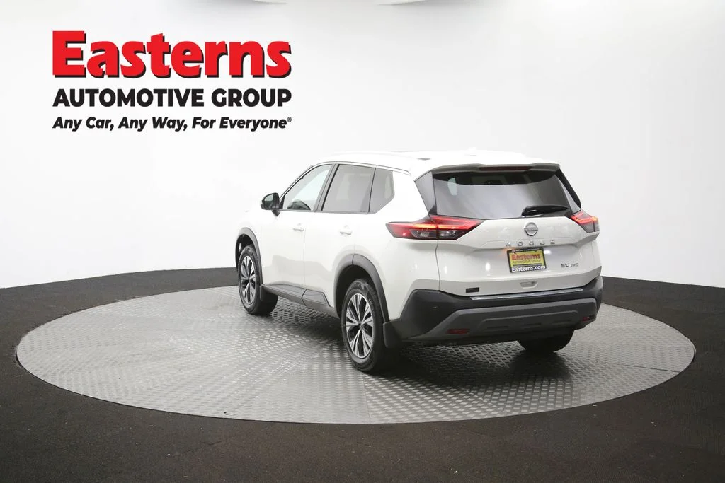 Used 2023 White Nissan SV image 68
