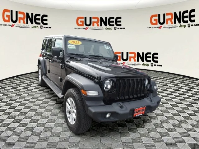 Used 2023 Black Jeep Sport S image 10