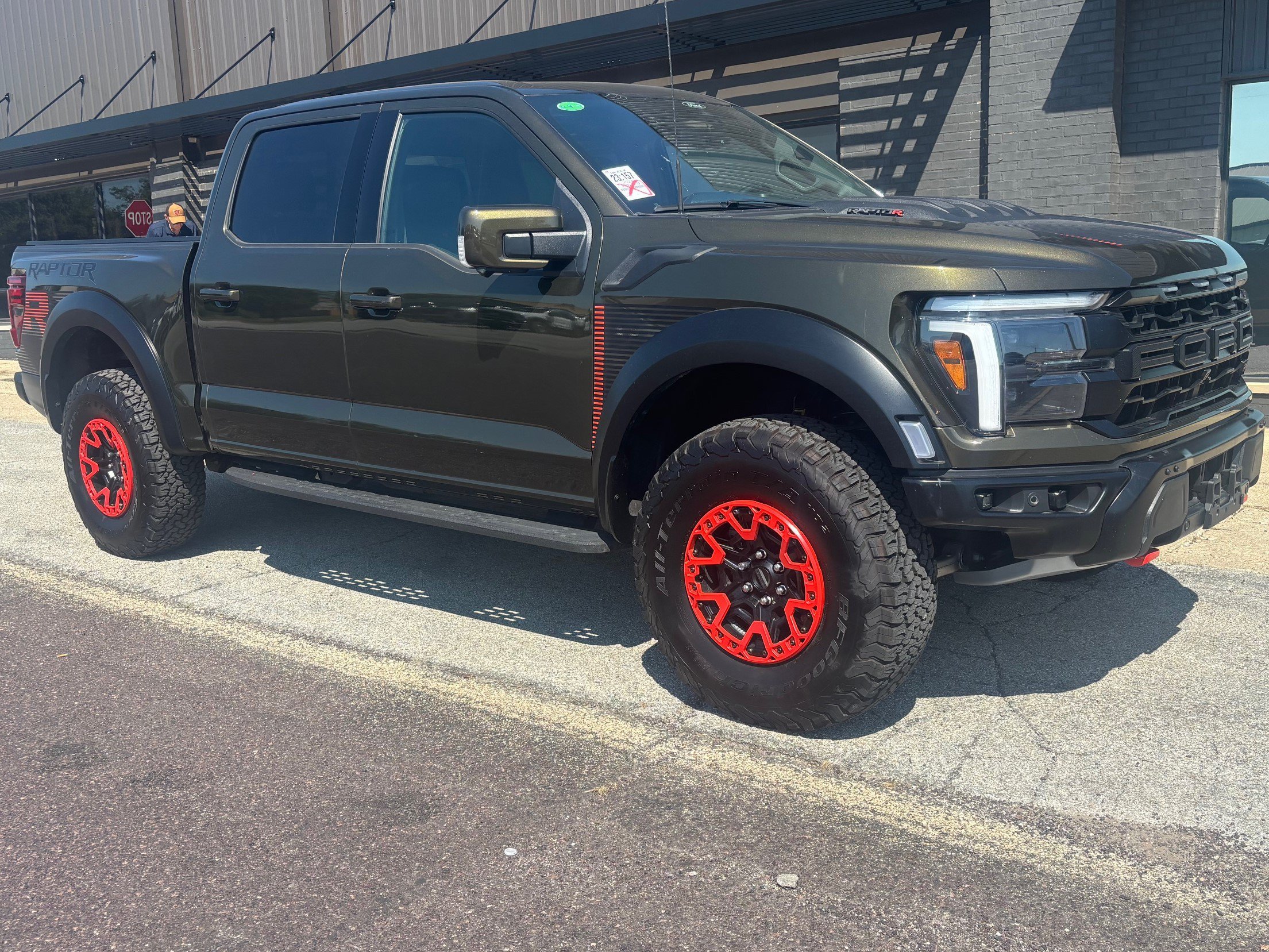 Used 2024 Green Ford Raptor image 3