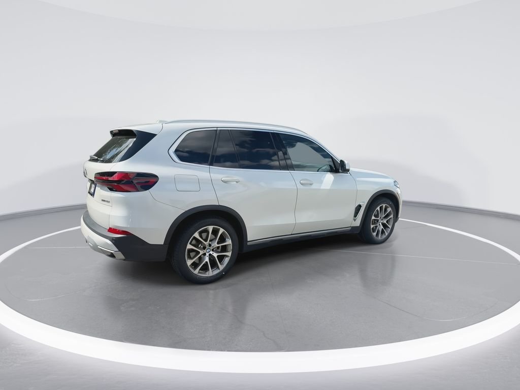 Certified Used 2024 White Metallic BMW xDrive40i image 8