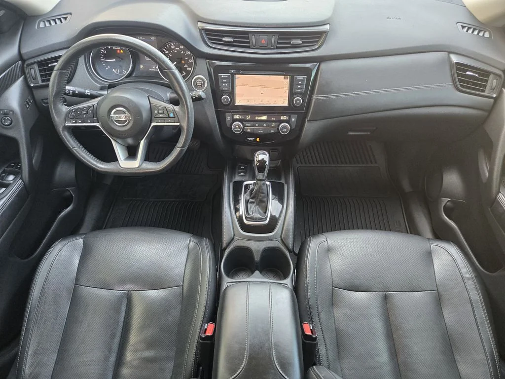 Used 2019 Gray Nissan SL image 28