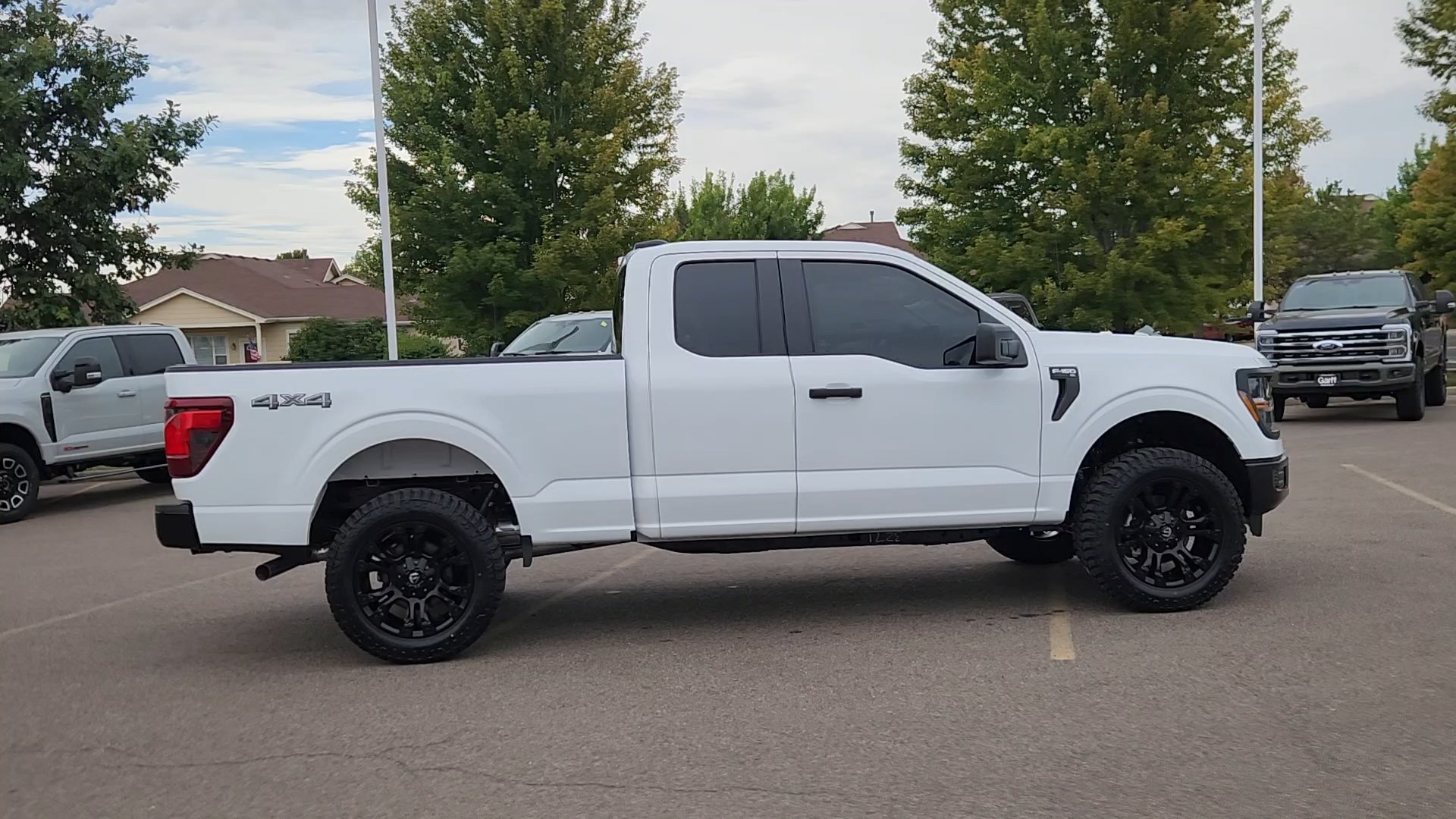 New 2026 Oxford White Ford XL image 11