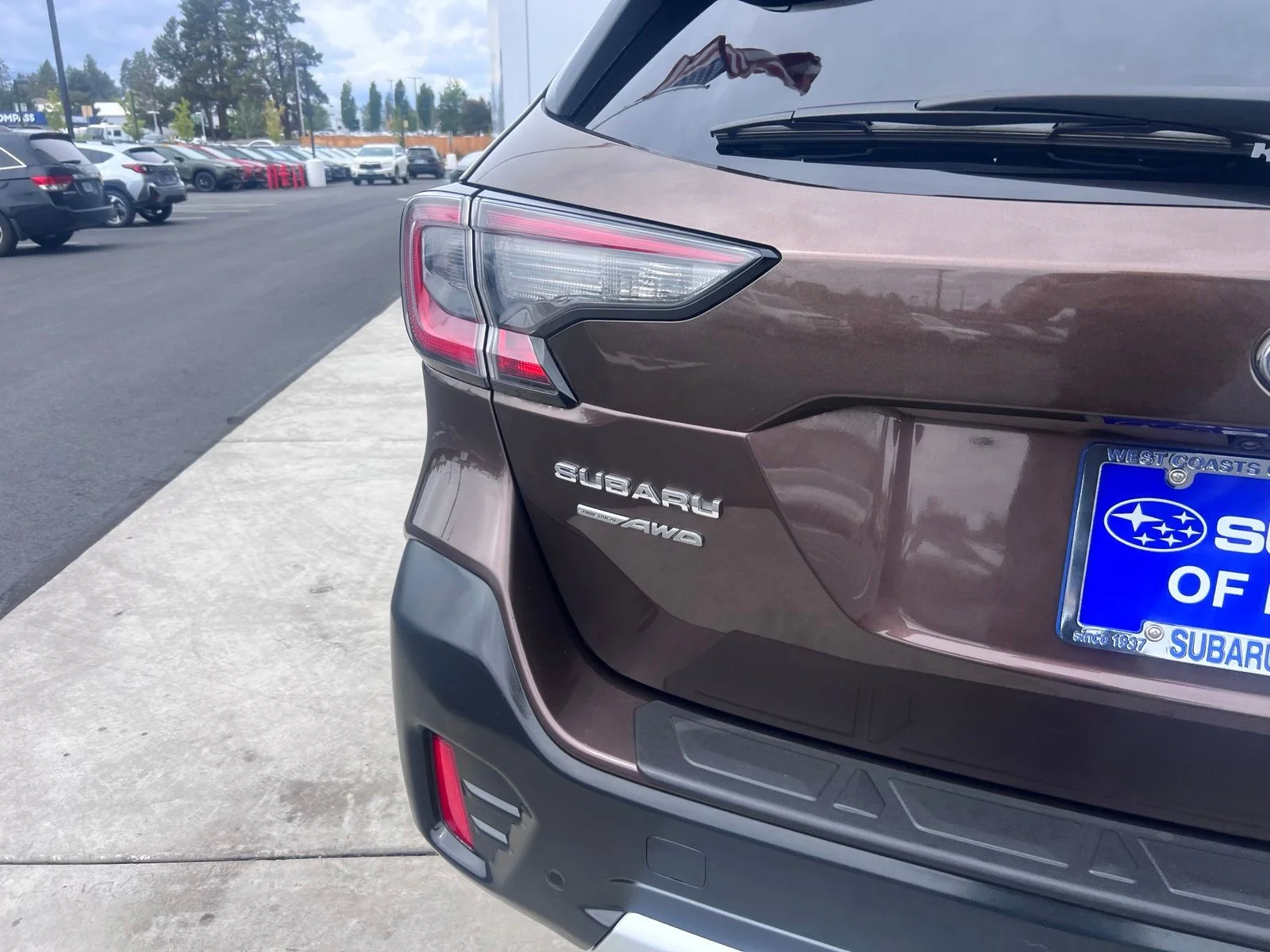 Used 2021 Cinnamon Subaru Touring XT image 9