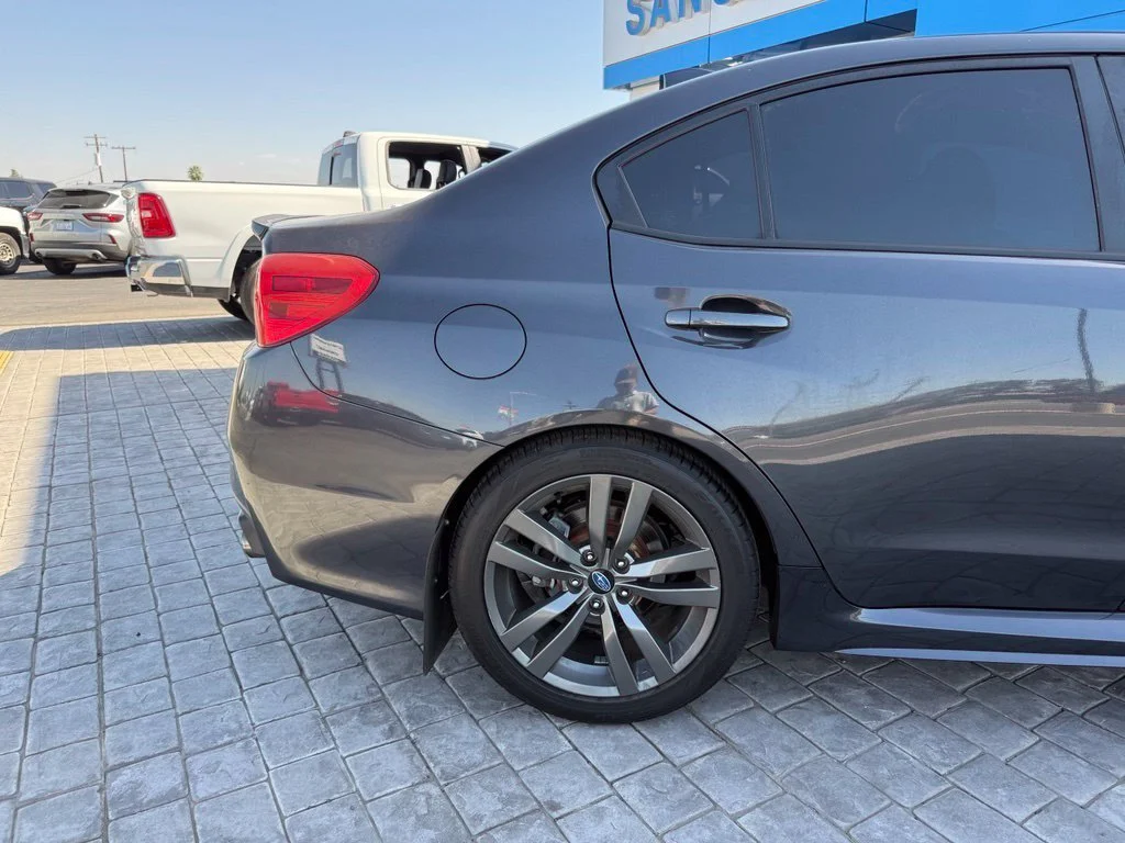 Used 2017 Gray Subaru Premium image 12
