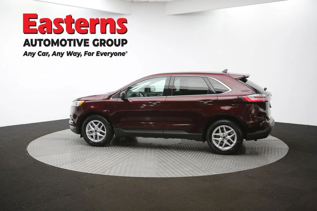 Used 2024 Red Ford SEL image 60
