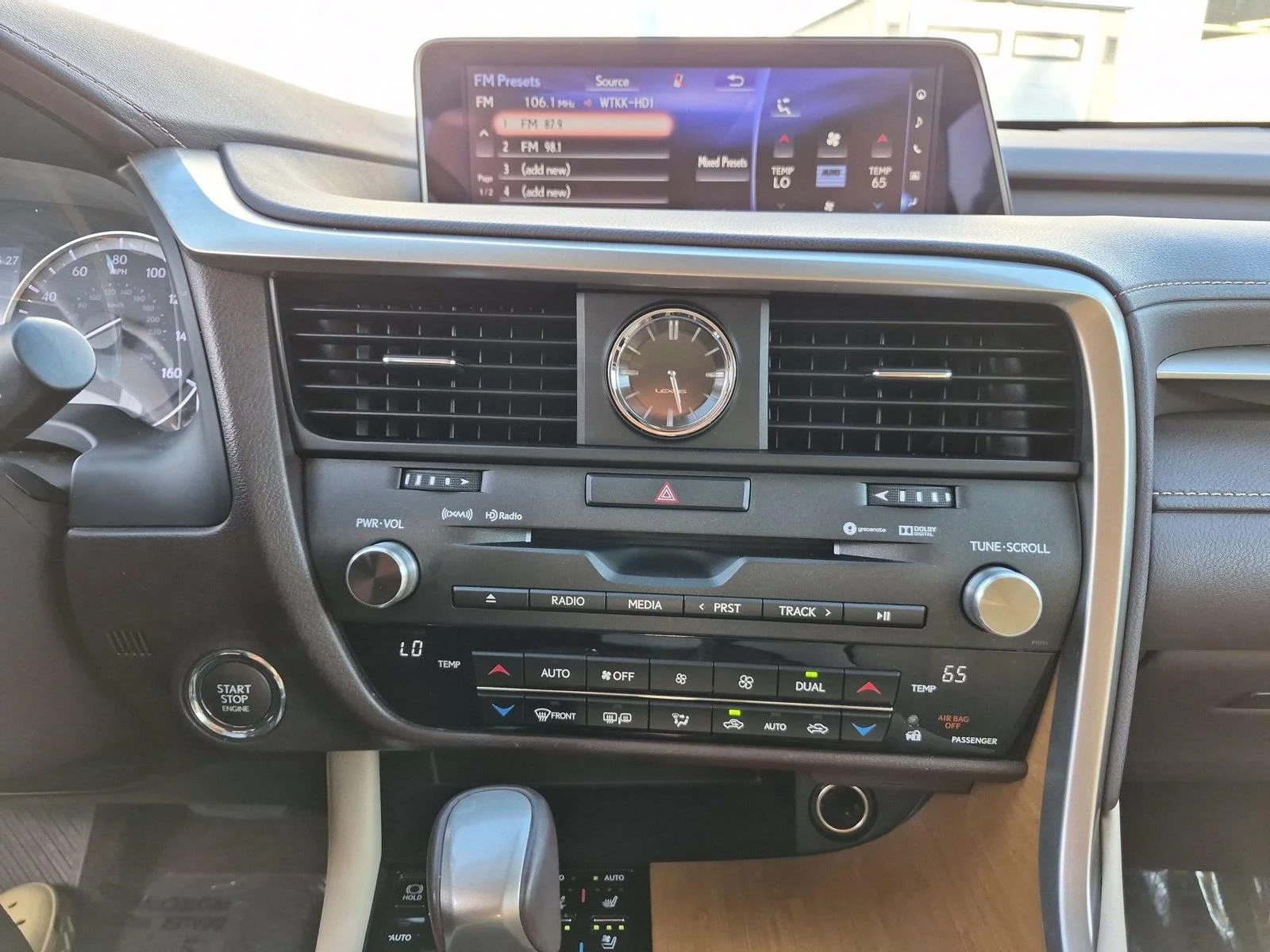 Used 2018 Silver Lining Metallic Lexus RX 350 F Sport image 23