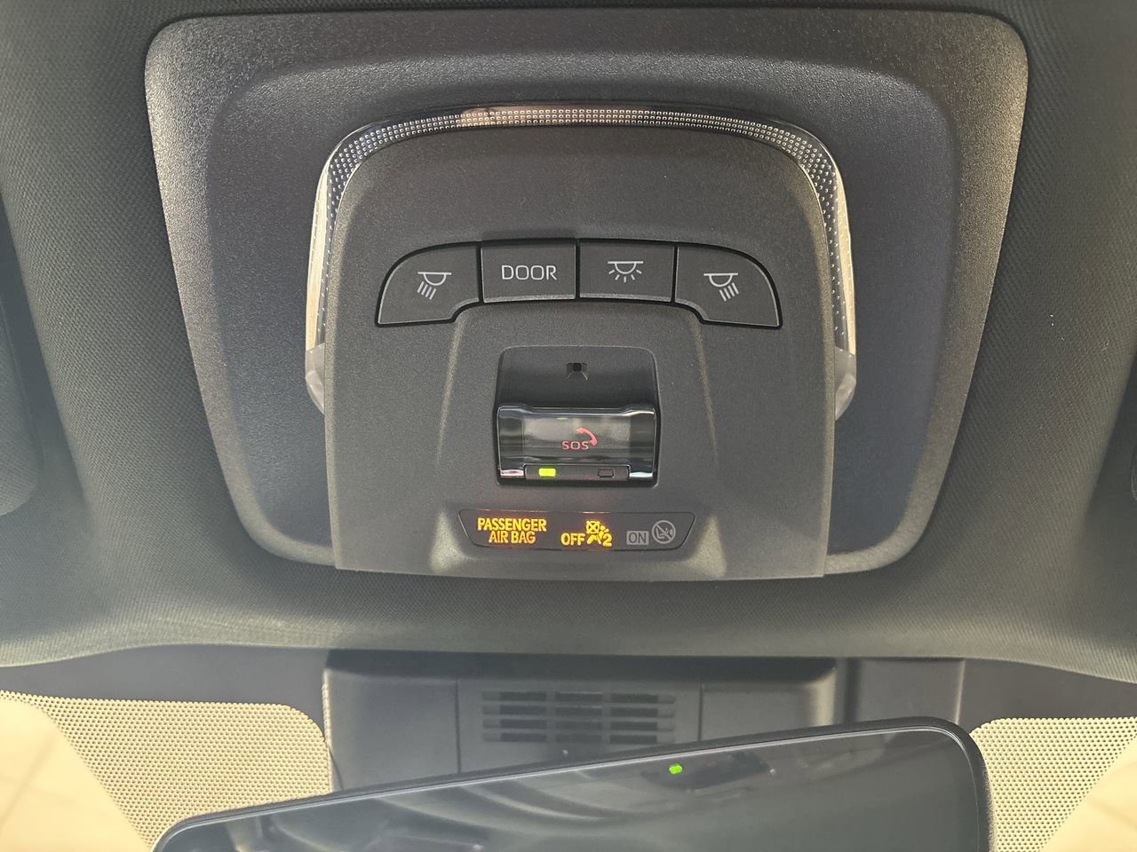 2026 Toyota bZ XLE - Photo 16