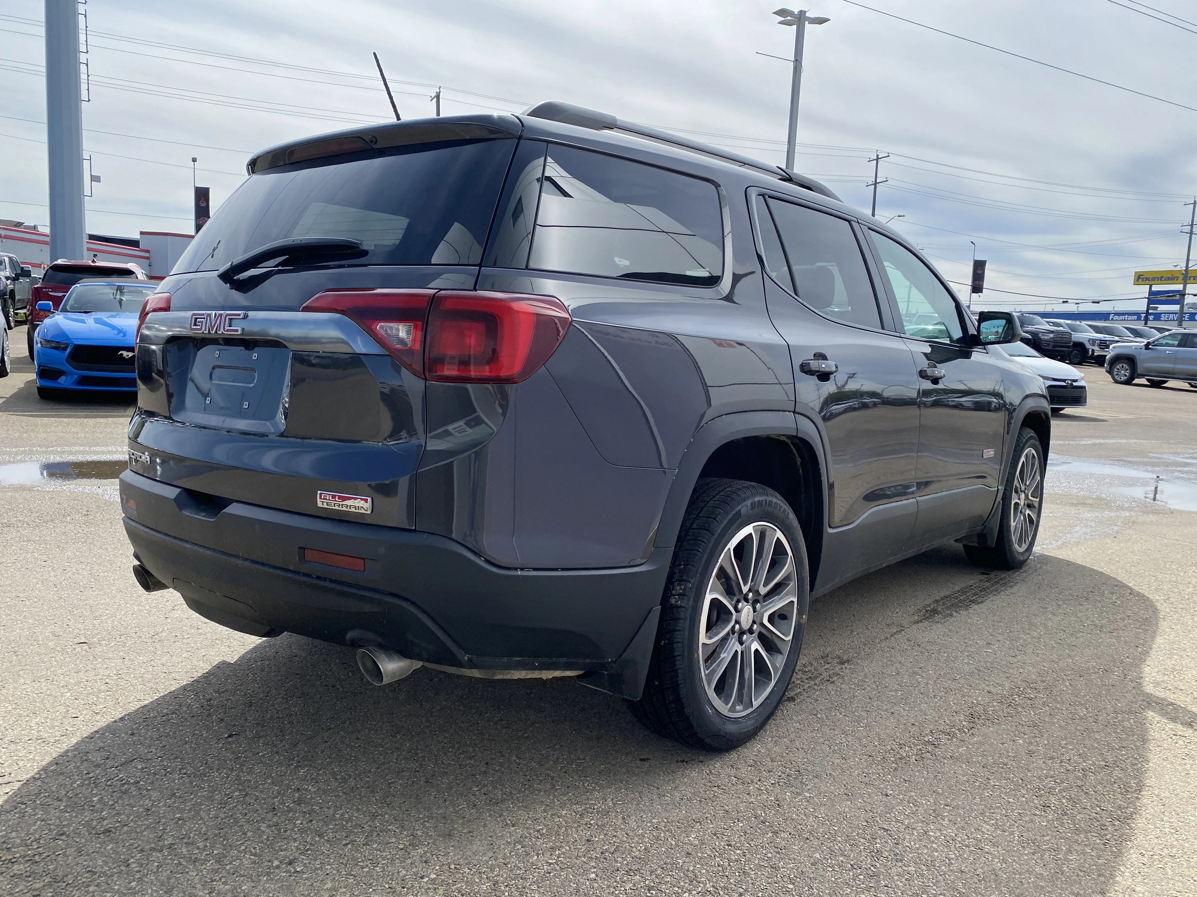 Used 2018 Gray GMC SLT-1 AWD * ALL TERRAIN * DUAL CLIMATE ZONES * image 5