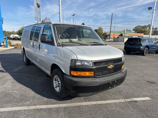 2025 Chevrolet Express Cargo Work Van - Photo 20