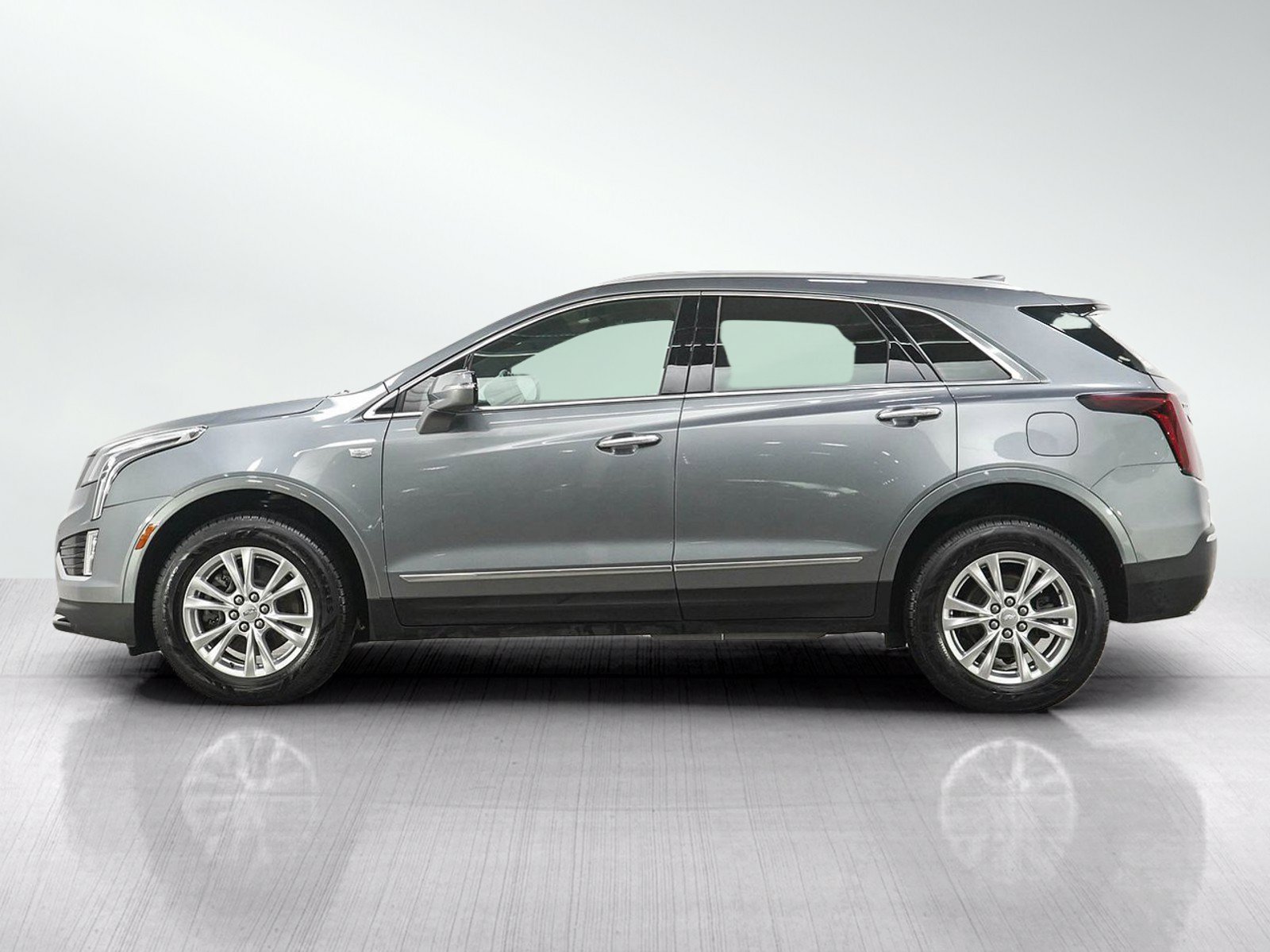 Used 2022 Cadillac XT5 Luxury with VIN 1GYKNBR4XNZ137956 for sale in White Bear Lake, Minnesota