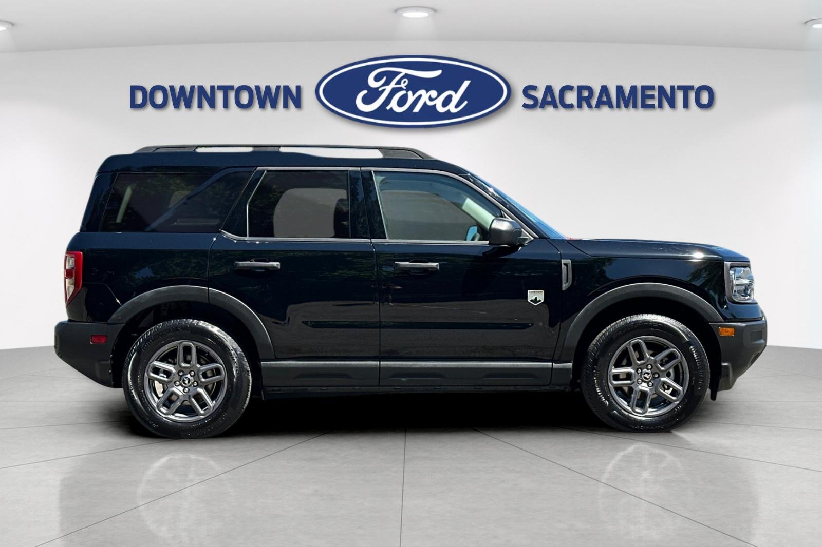 Certified Used 2025 Shadow Black Ford Big Bend image 10