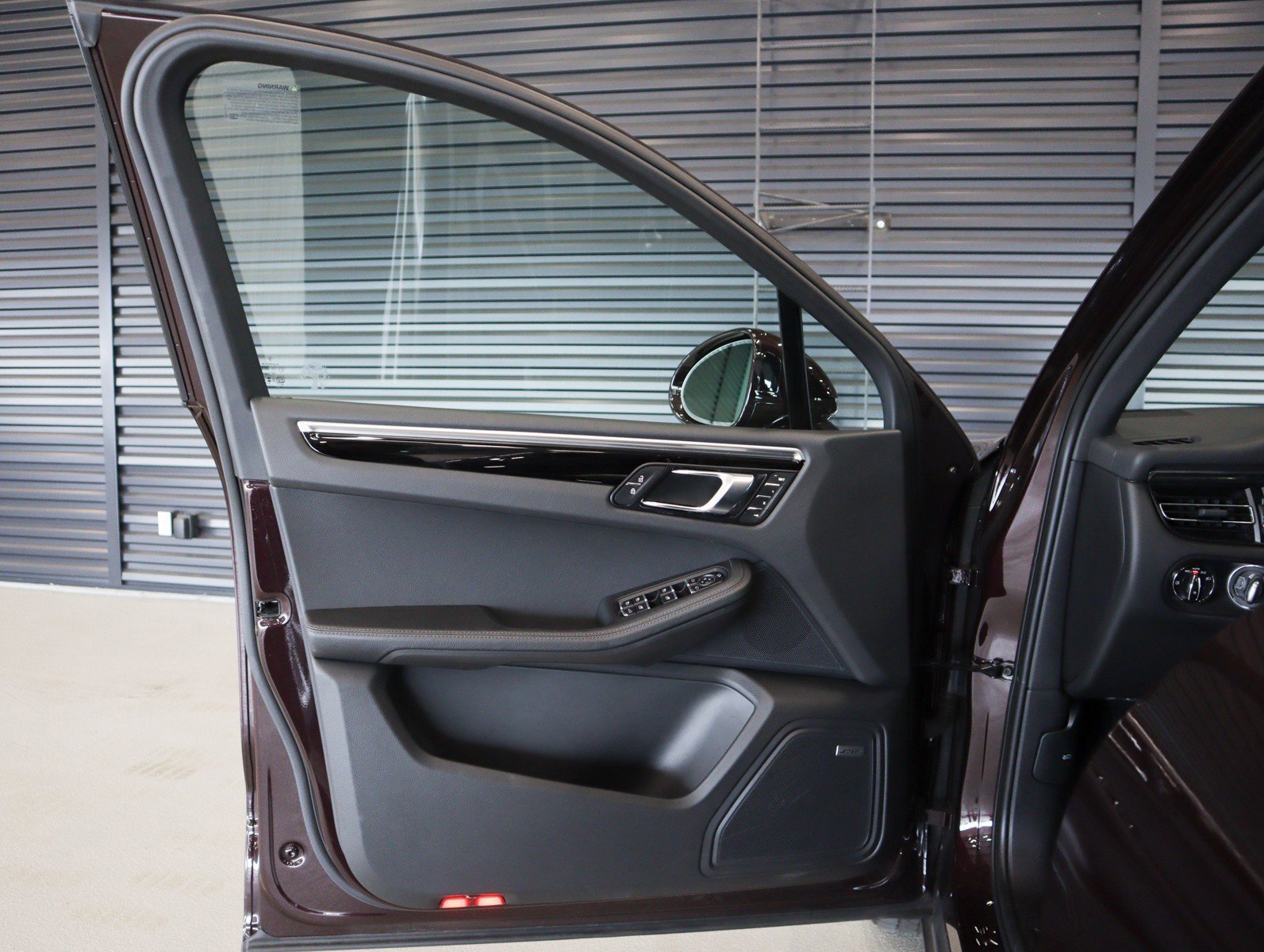 Used 2024 Copper Ruby Metallic Porsche  image 21