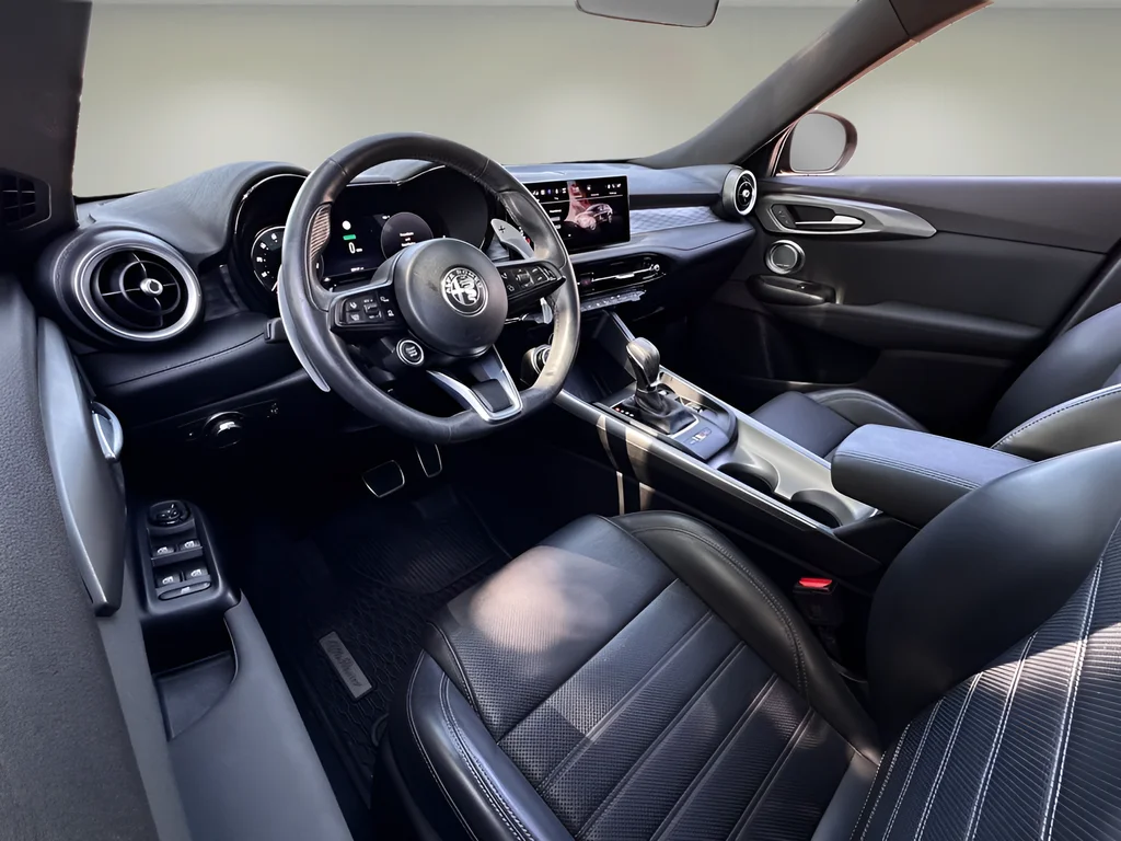 Used 2024 Black Alfa Romeo Veloce image 18