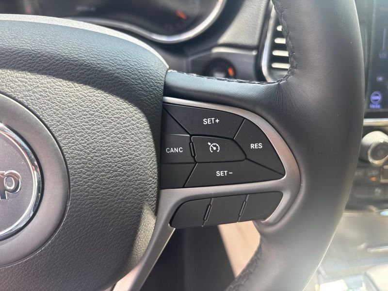 Used 2020 Red Jeep Limited image 36