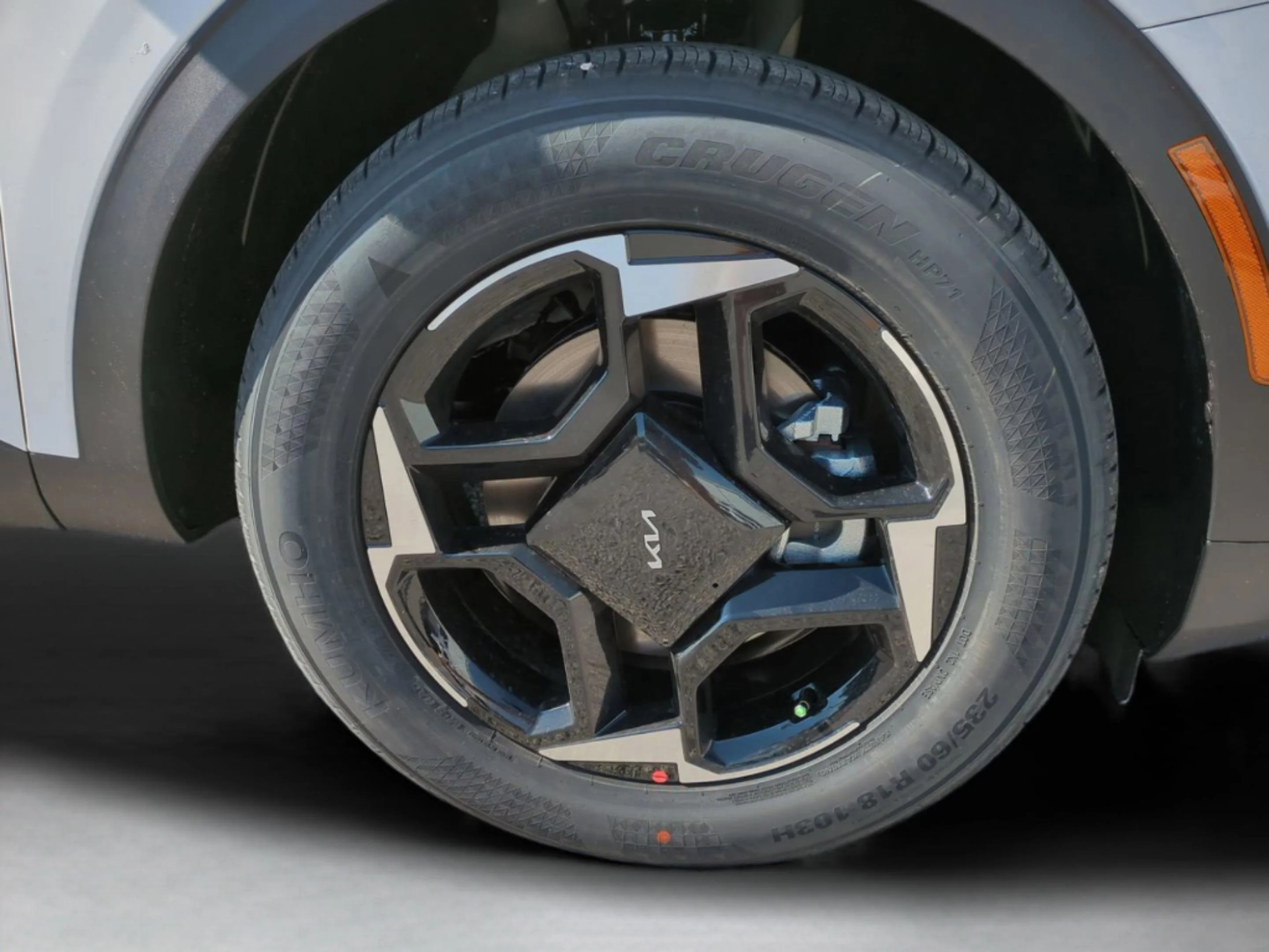 2026 Kia Sportage EX - Photo 13