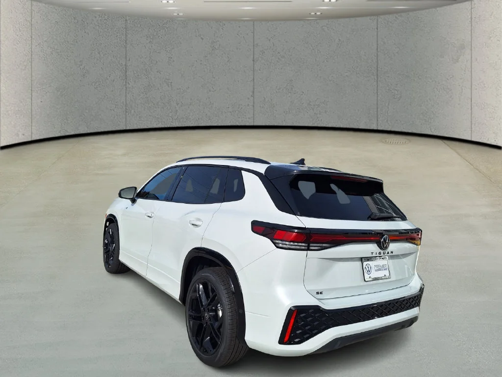 New 2026 White Volkswagen SE R-Line Black image 3