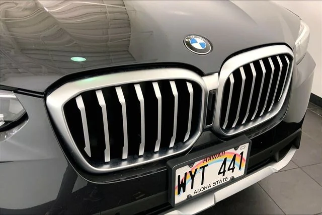 Used 2024 Dark Graphite Metallic BMW xDrive30i image 20