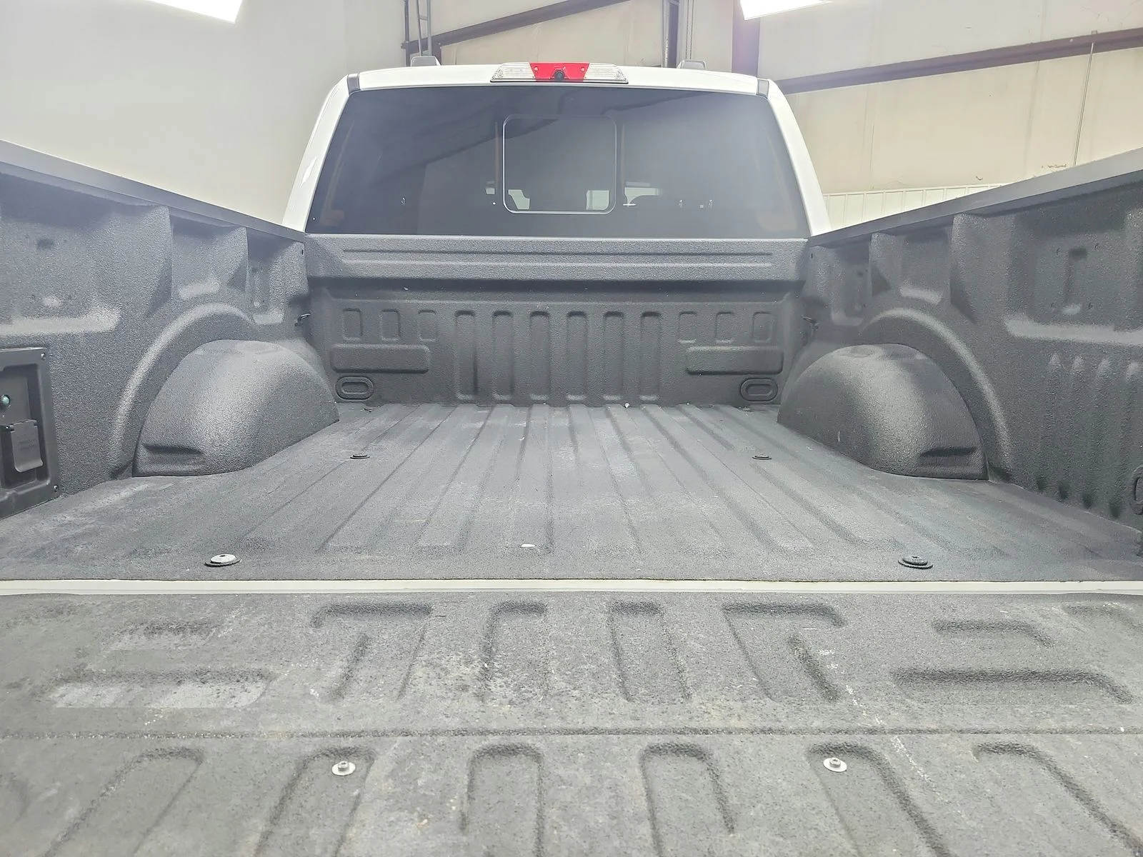 Used 2022 Oxford White Ford Tremor image 46