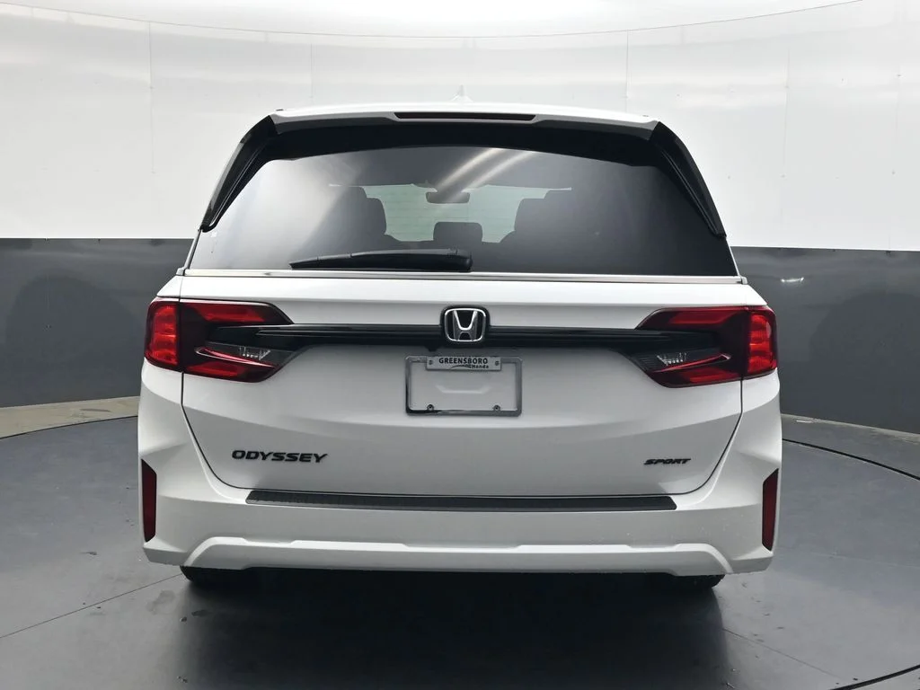 New 2026 Platinum White Pearl Honda Sport-L image 5