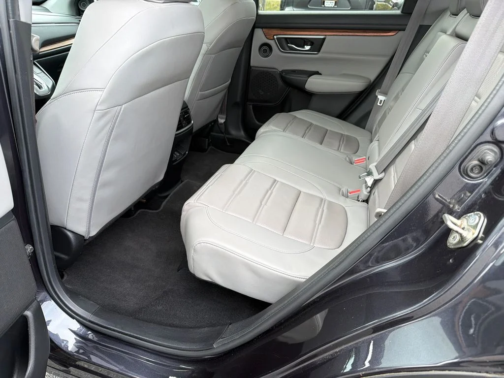 Used 2018 Black Honda Touring image 21