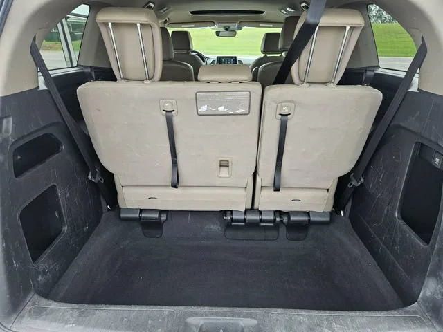 Used 2019 White Honda EX-L image 22