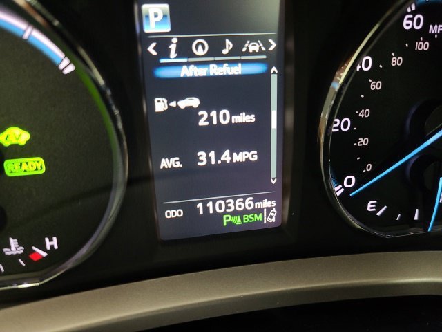 Certified Used 2018 Aqua Toyota Hybrid Limited image 28