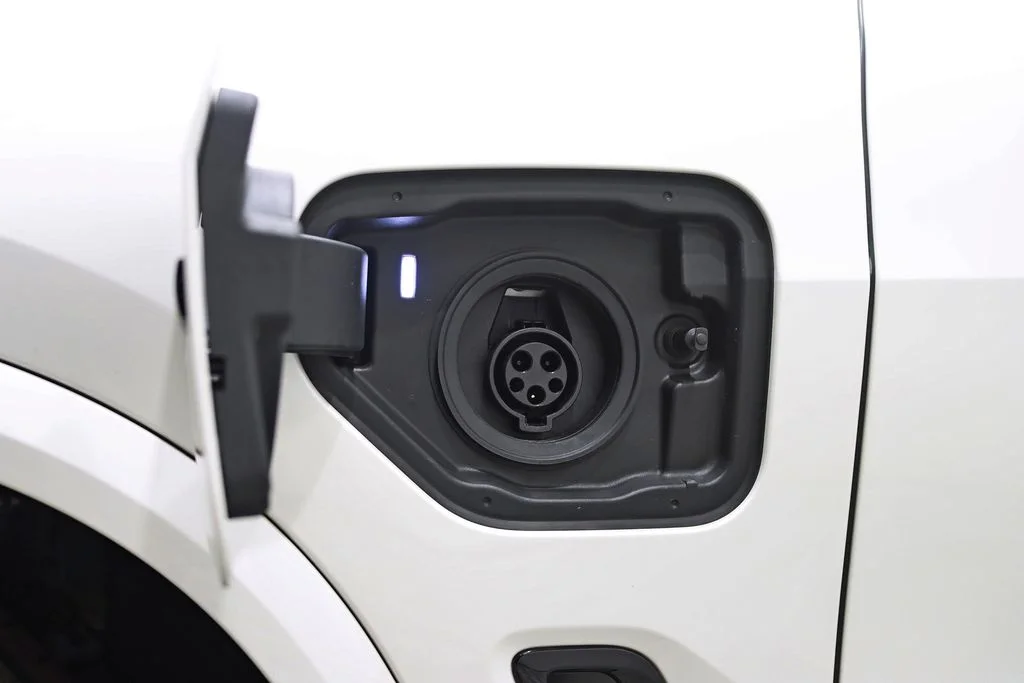 Used 2023 White BMW xDrive45e image 47