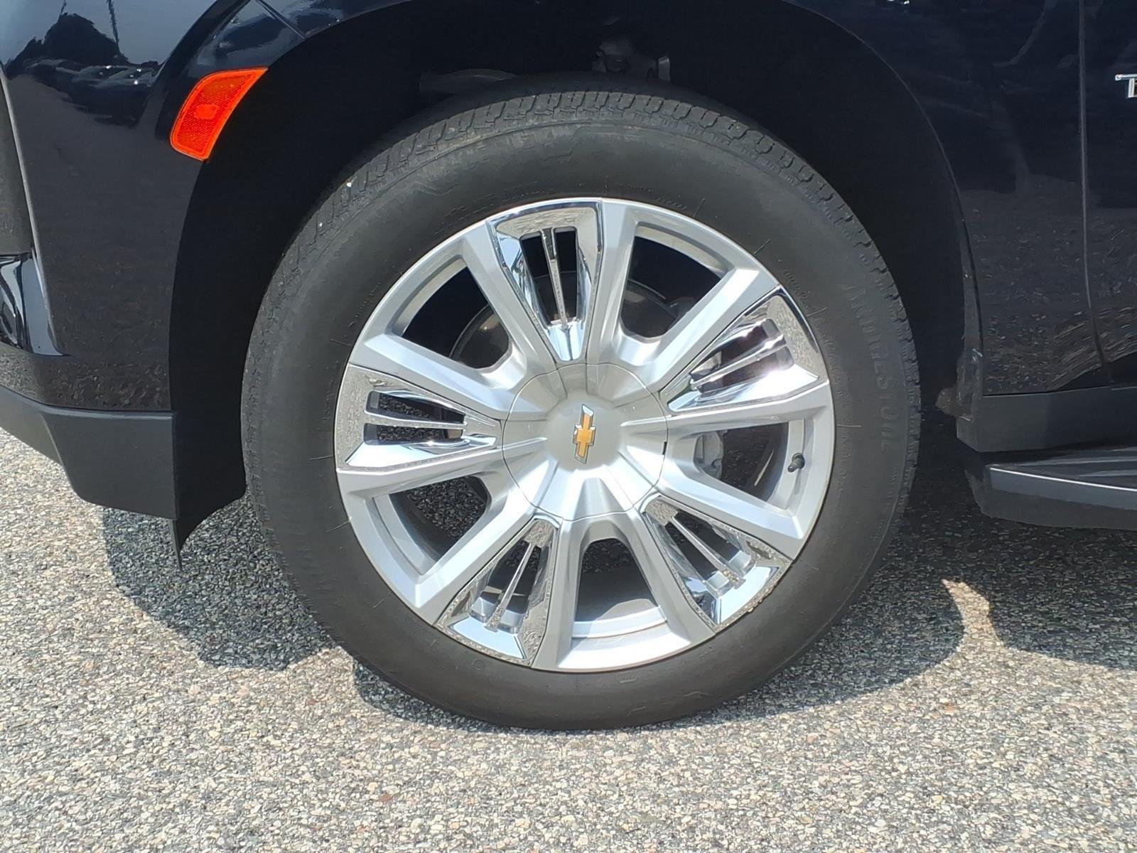 Used 2023 Midnight Blue Metallic Chevrolet High Country image 10