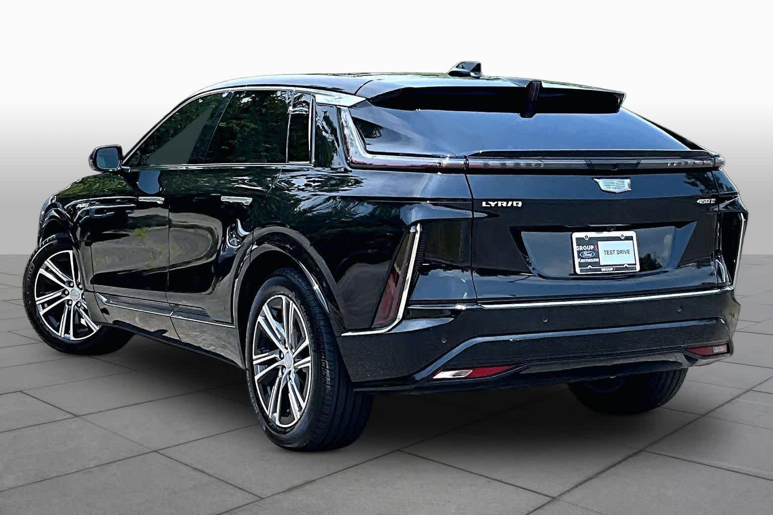 Used 2025 Stellar Black Metallic Cadillac Luxury image 12