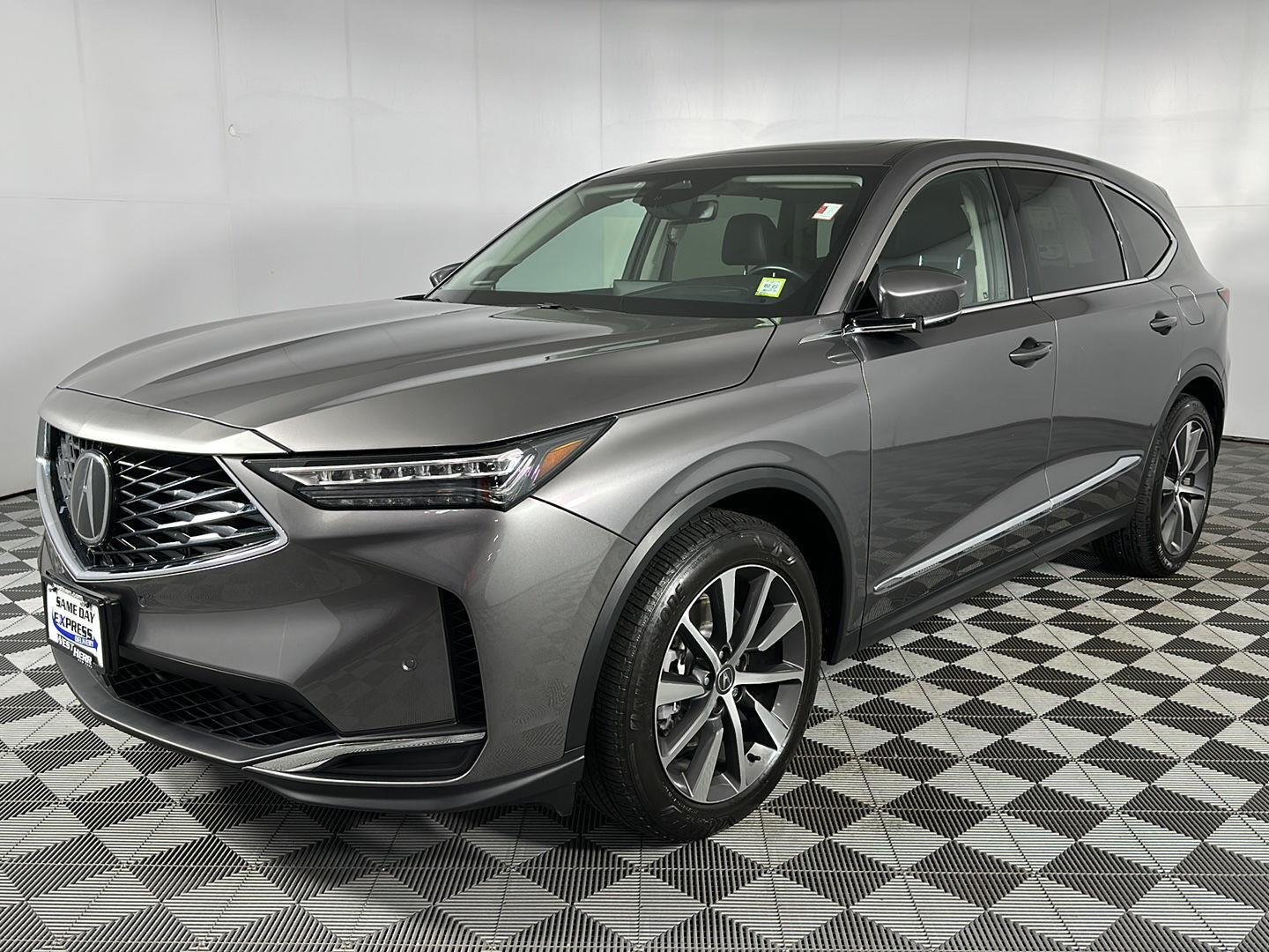 Used 2025 Liquid Carbon Metallic Acura SH-AWD w/Tech image 15