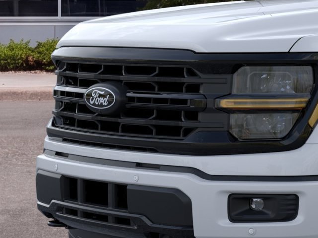 New 2026 Oxford White Ford XLT image 17