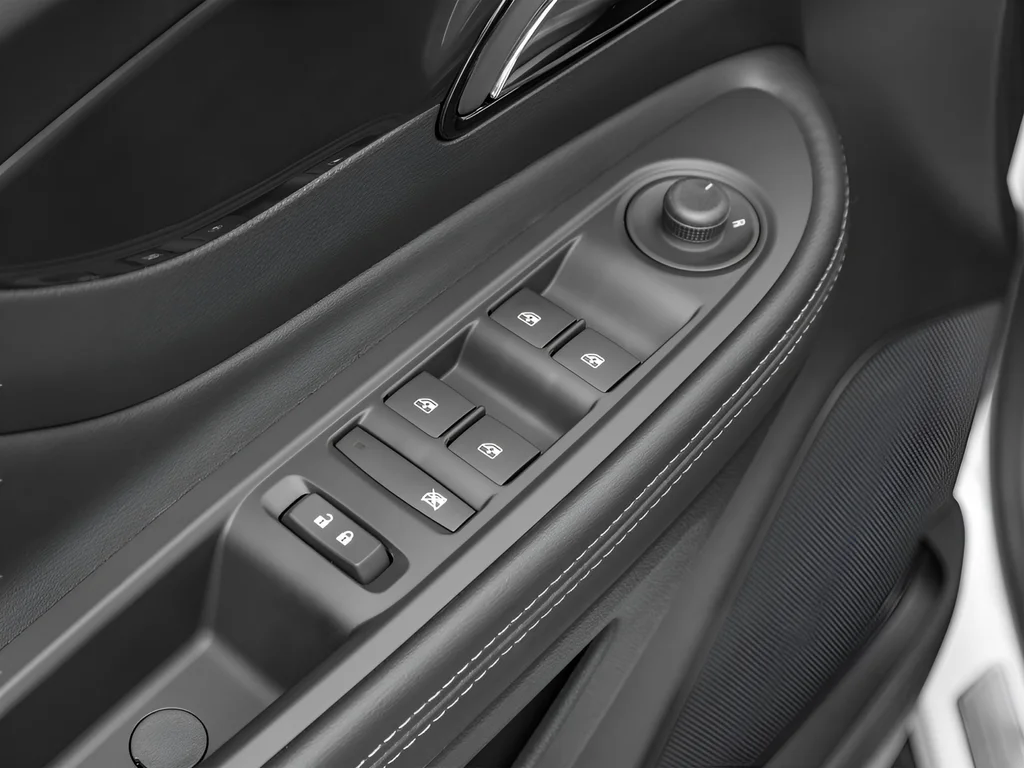 Used 2022 White Buick Preferred image 13
