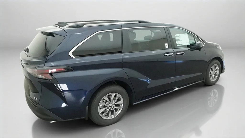 New 2026 Blueprint Toyota XLE image 9