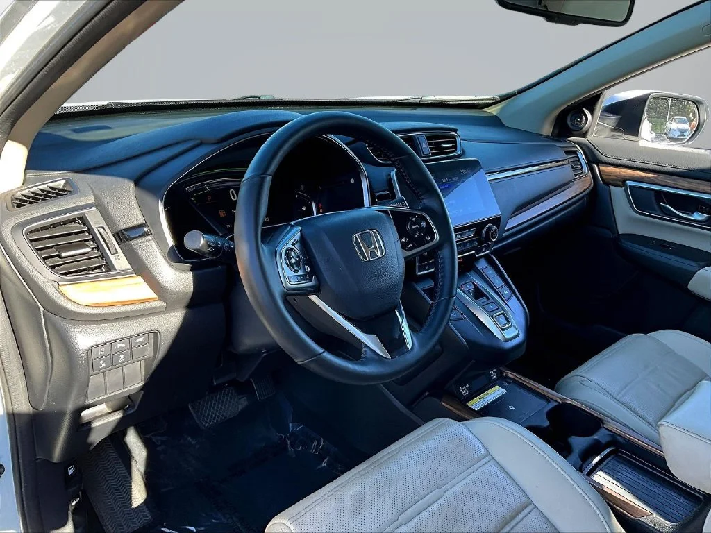 Used 2021 White Honda Touring image 18