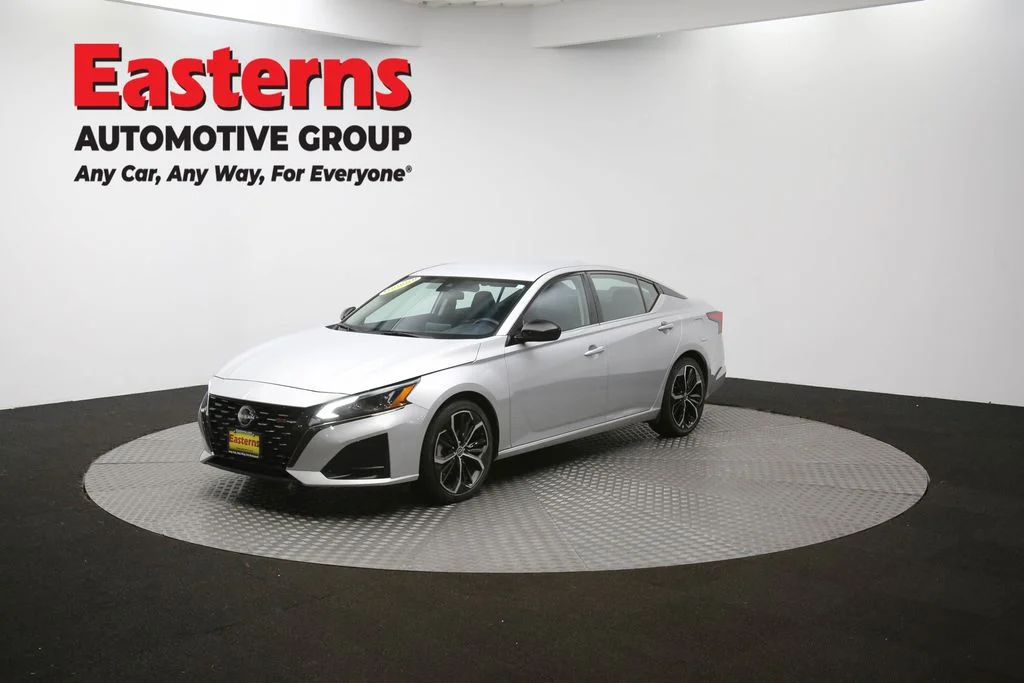 Used 2023 Silver Nissan 2.5 SR image 54