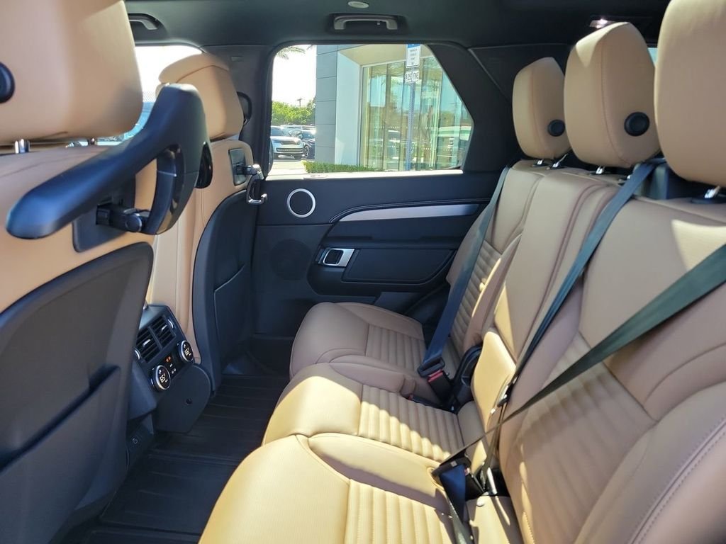 New 2026 Santorini Black LAND ROVER Gemini Edition image 16