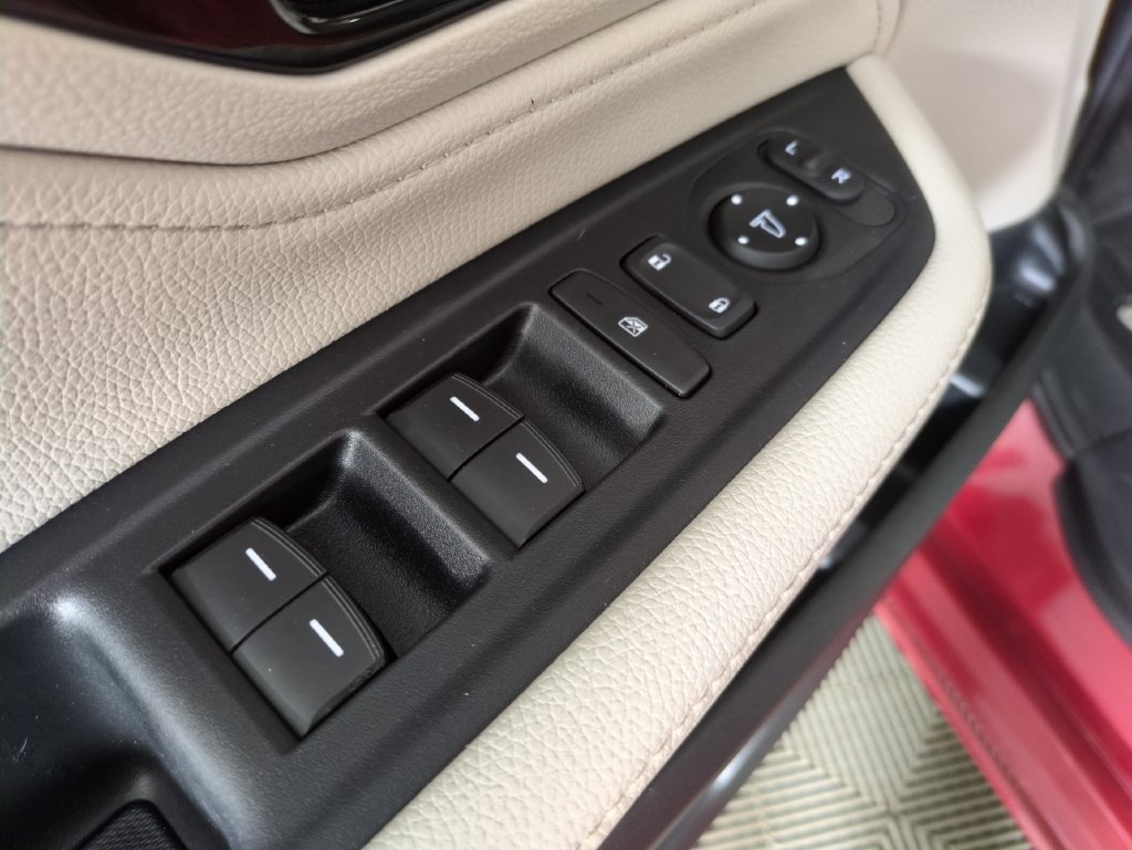 2025 Honda Odyssey Touring - Photo 17