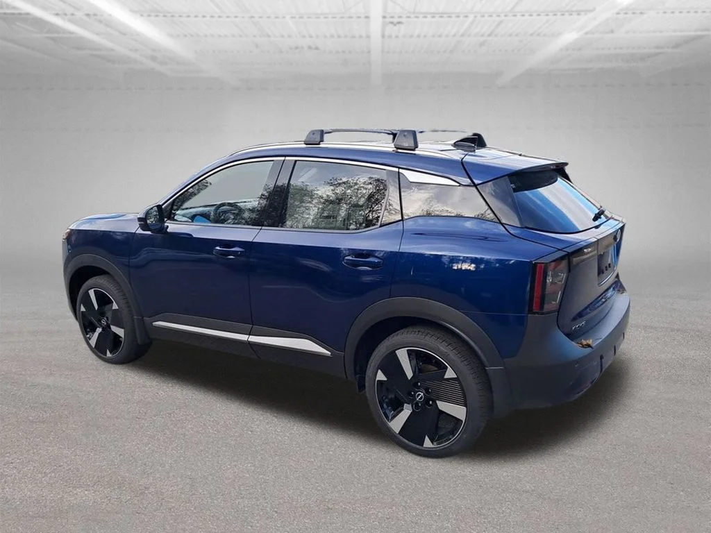 New 2026 Blue Nissan SR image 3