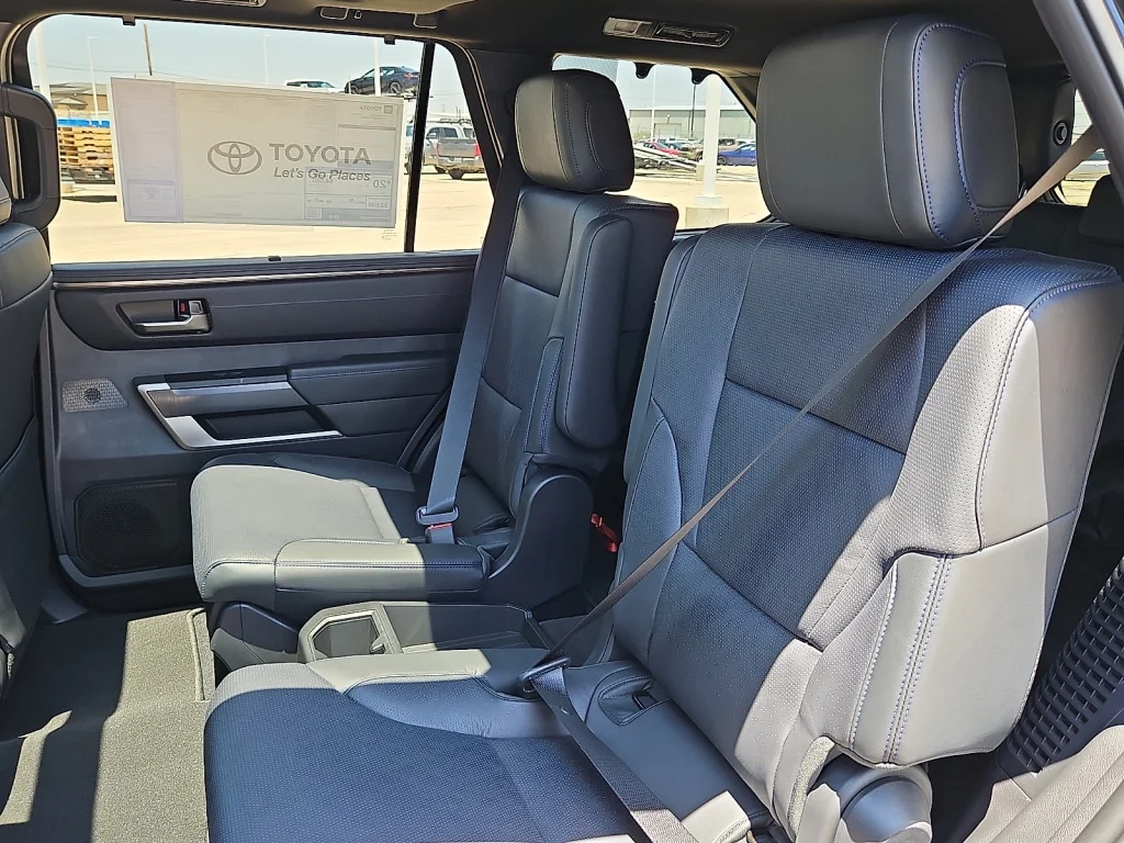 New 2026 Midnight Black Toyota Platinum image 6