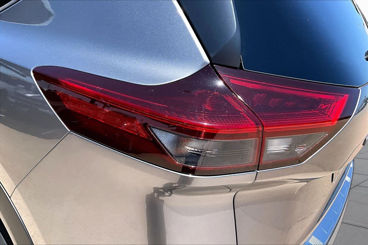Certified Used 2023 Gun Metallic Nissan SV image 26