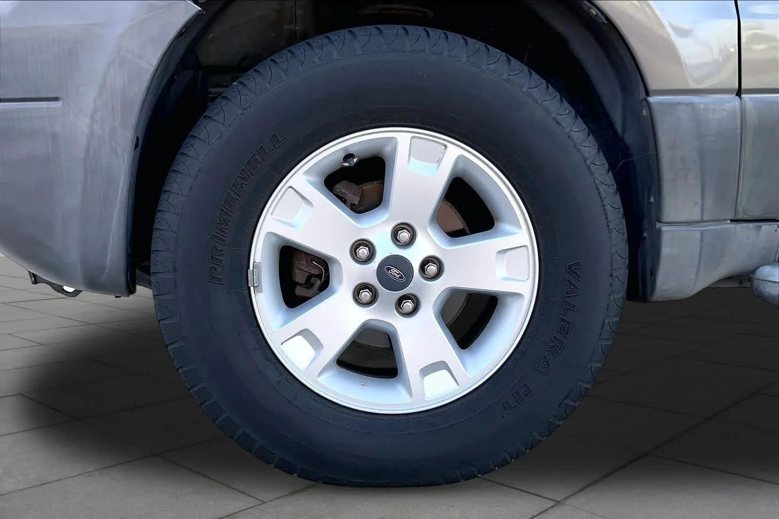 Used 2006 Silver Metallic Ford XLT image 10