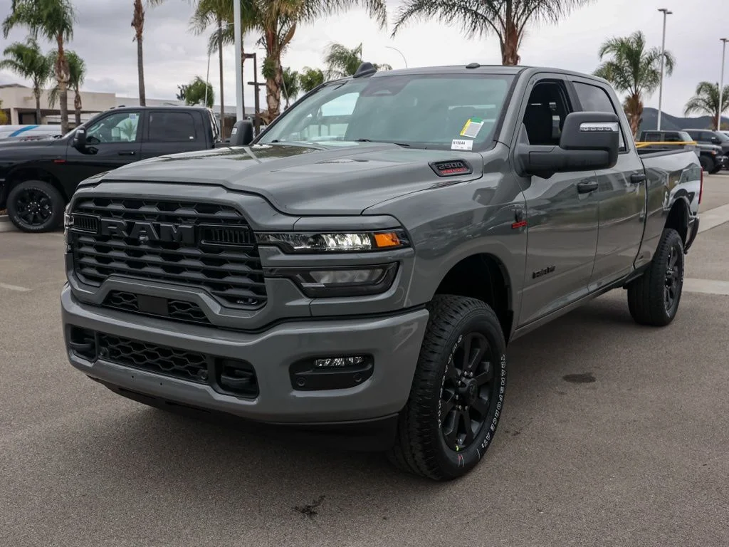New 2026 Ceramic Gray Clear-Coat Exterior Paint RAM Big Horn Night Edition image 7