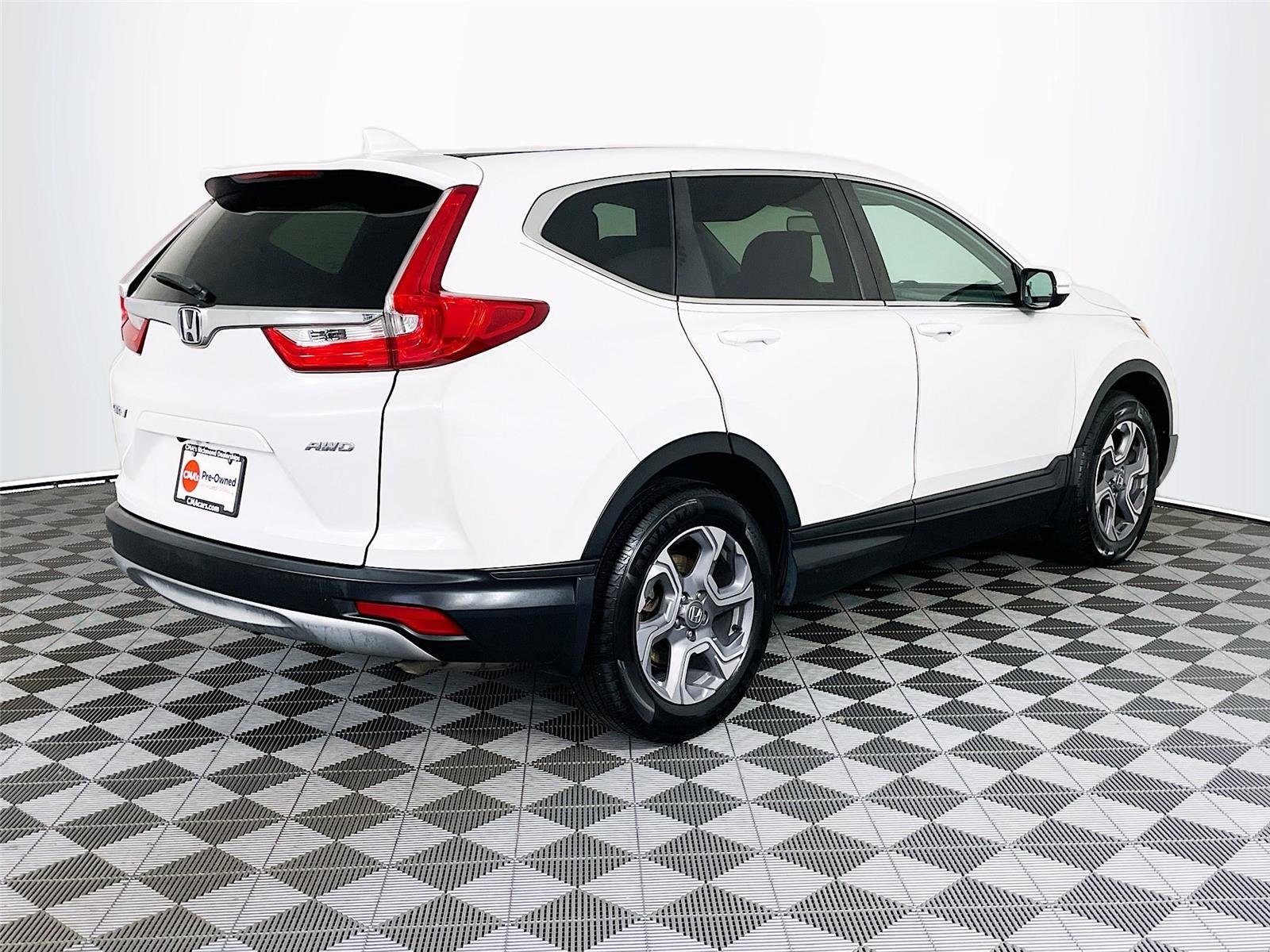 Used 2019 Platinum White Pearl Honda EX-L image 9