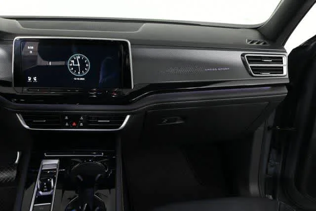 New 2026 Pure Gray Volkswagen 2.0T SEL image 31